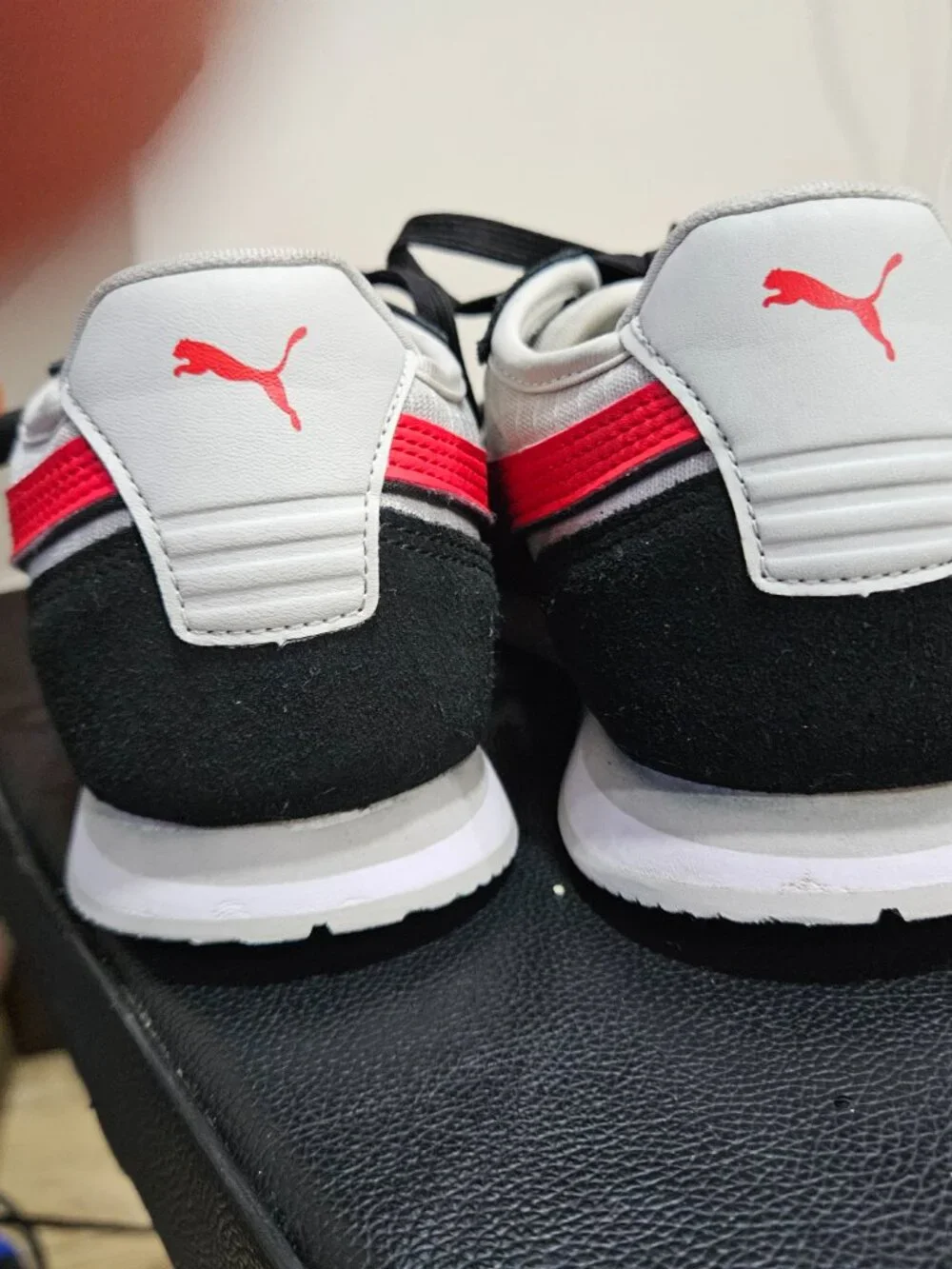PUMA Soft Foam Tennis Shoes Size (  )  Red- Gray- Black-